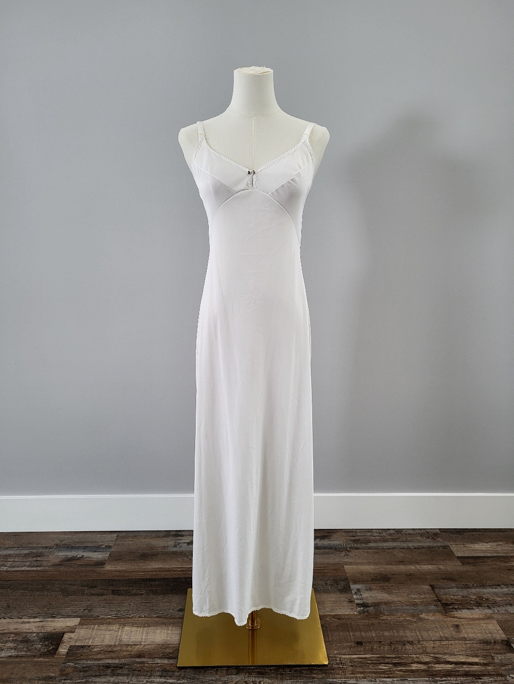 Vintage Olga Ivory Full Slip Dress Size 32 Nylon Lace Trim Midi